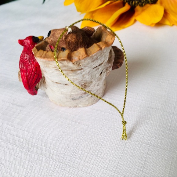 Christmas Ornament Squirrel & Cardinal on a Tree Trunk - Picture 5 of 6